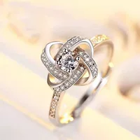 Fashionable one size ring, Japanese and Korean, four-leaf clover, Amazon, on index finger