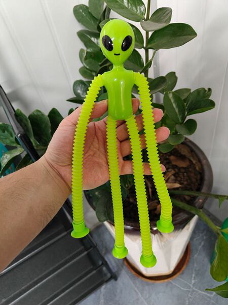 variable telescopic cartoon toy