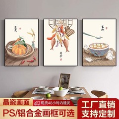 新しい中国式のレストランの装飾画の客間の食事室の壁面はレストランの台所の食卓の背景の壁の3連画の壁画を掛けます。