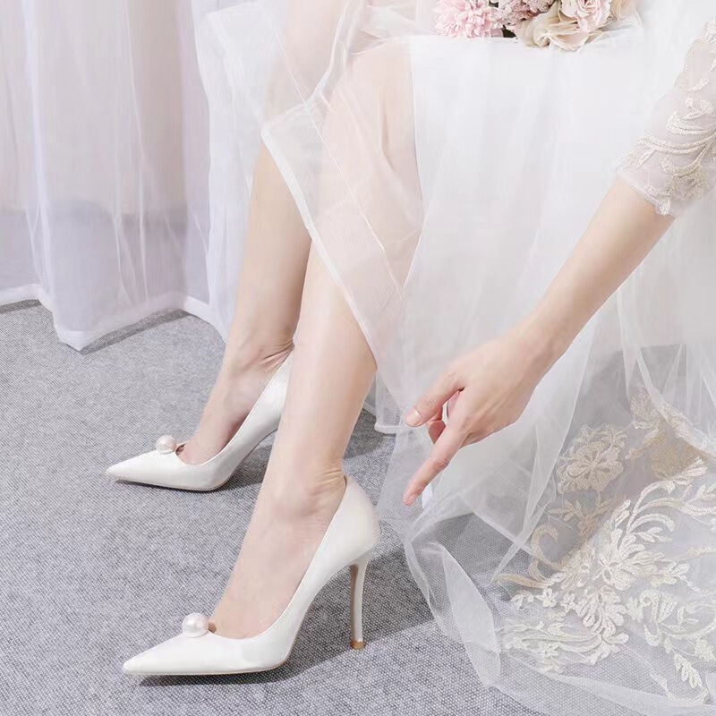 Wedding Shoes Women's 2023 New Pearl Diamond Buckle High Heels Stiletto Shoes Satin Bridesmaid Wedding Dress Wedding Bridal Shoes