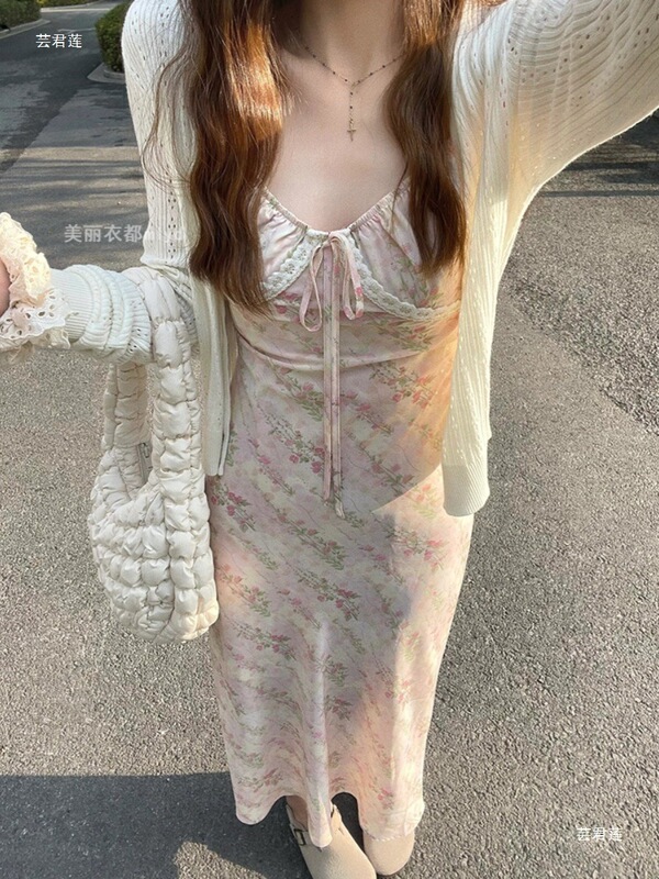 Floral Sling Long dress Women's Early Spring New Lace Stitching French Waist Long Dress Fairy Fashionable Elegant
