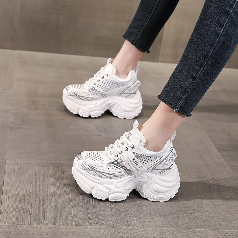 Giày sneaker nữ đế dày platform tăng chiều cao phong cách hot trend — đen