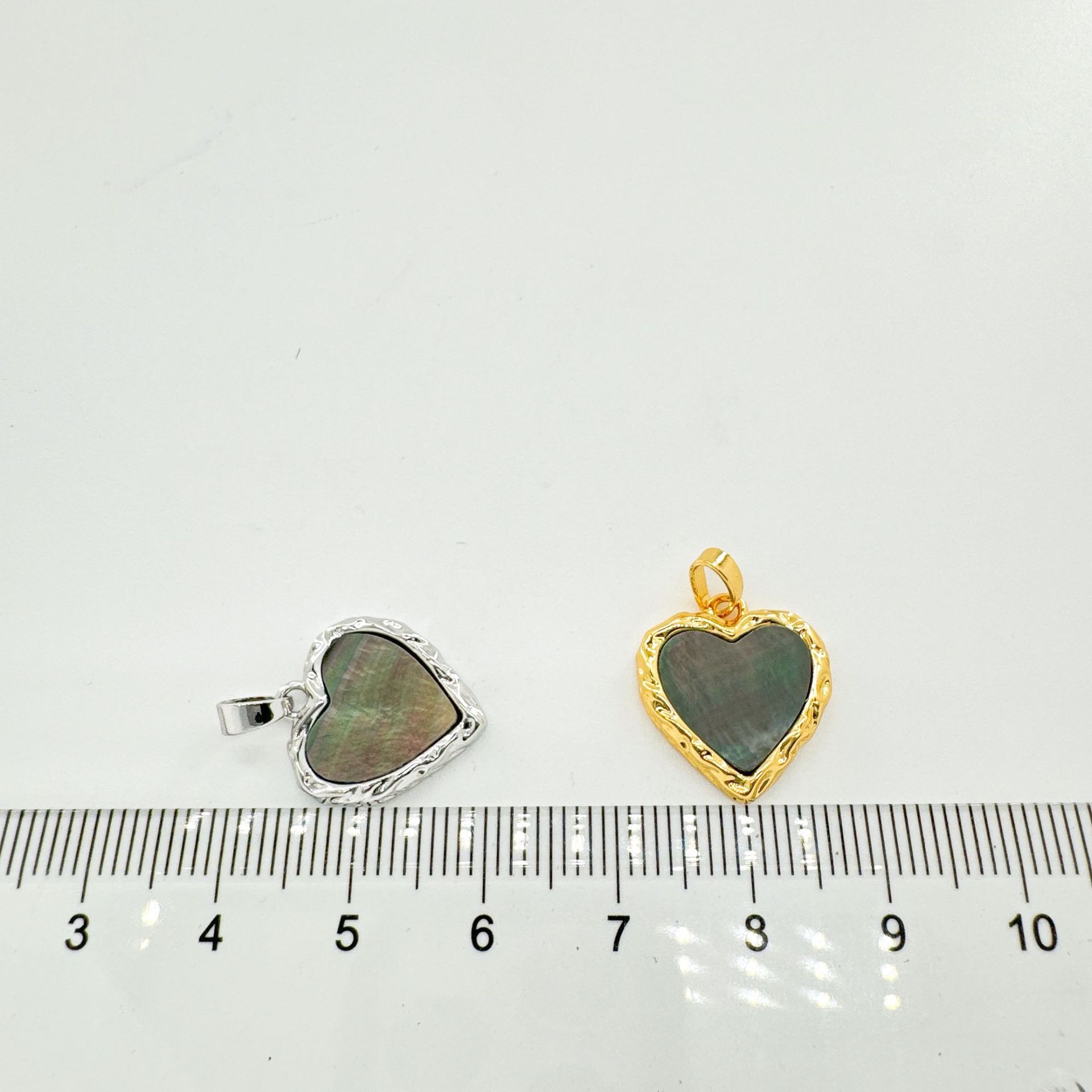 Inlay Design 1 Piece Copper Shell Color Block Pendant