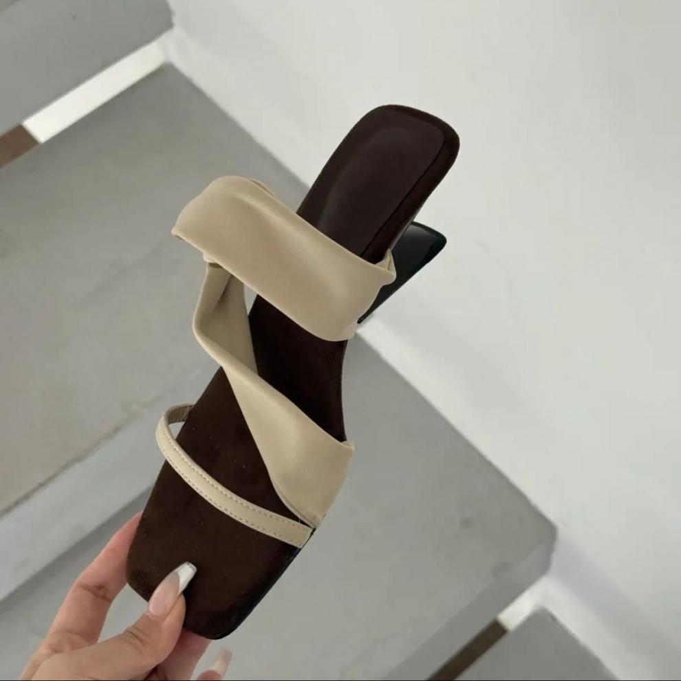 Niche High-End French Fairy Style One-Strap For Women 2025 Summer High Heels Stunning Outdoor Sandals Slippers_vogvips.com
