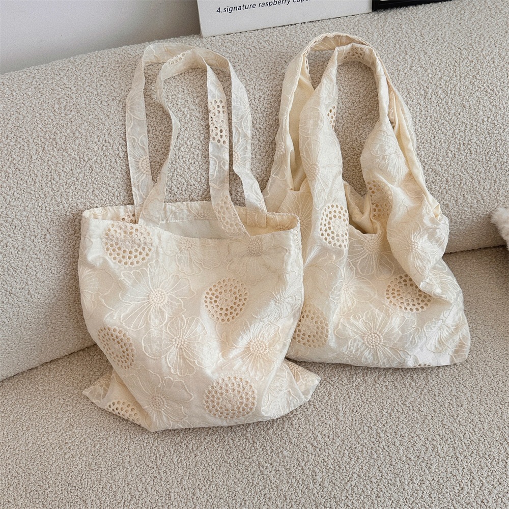 49261 French-style artistic hollow embroidered shoulder bag, large-capacity canvas vest bag, gentle and elegant women's tote bag