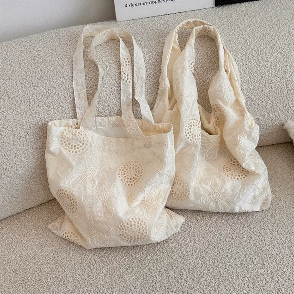 49261 French-style artistic hollow embroidered shoulder bag, large-capacity canvas vest bag, gentle and elegant women's tote bag