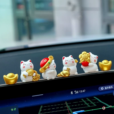 Car ornaments — center console screen decorations cartoon