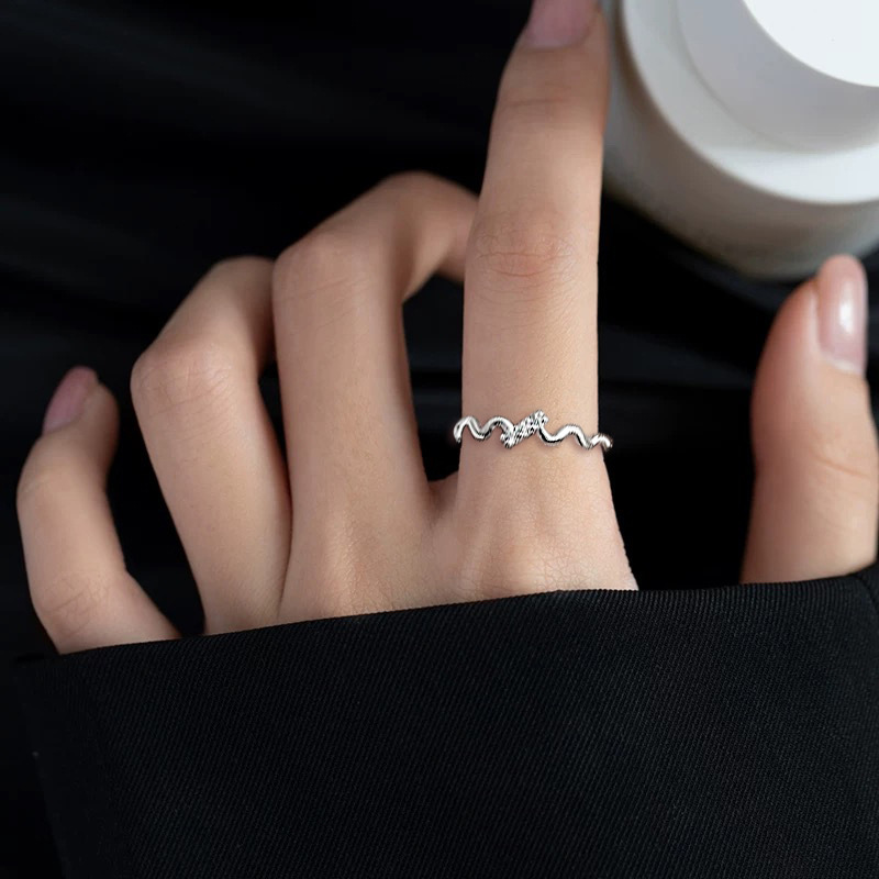 Diamond-studded Wave Fashionable, Light Luxury, Simple Design, Curved Line Knuckle Open-ended Tail Ring, Unique Style_voghion.com