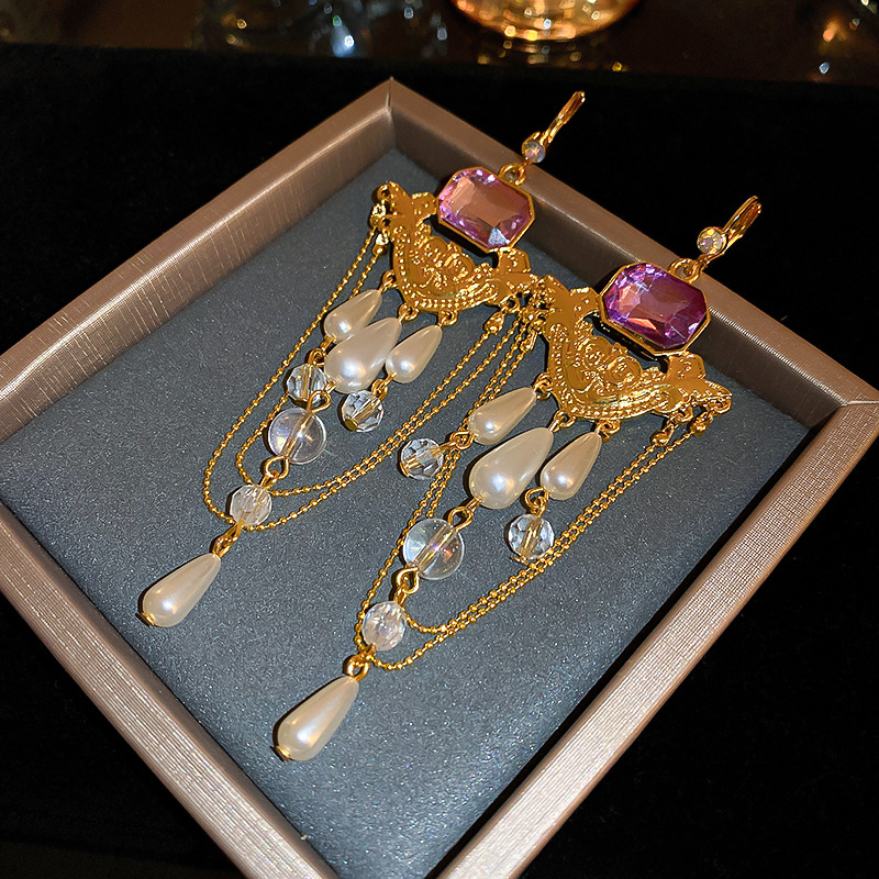 Französischer Hof mit diamanteingelegten Perlen, lange Quastenohrringe, Ohrringe im Vintage-Stil_voghion.com