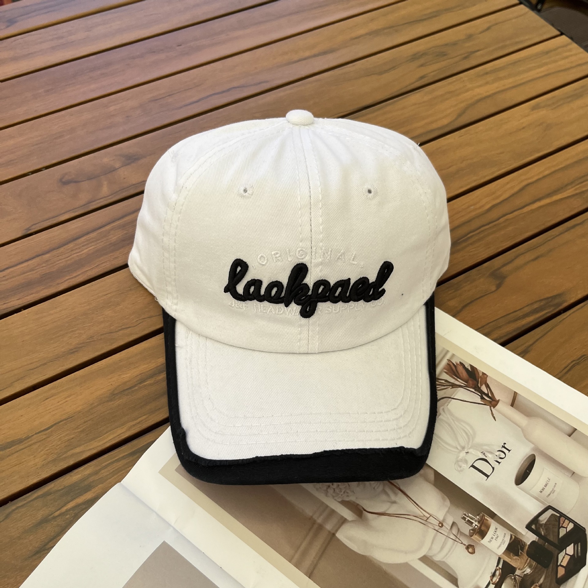 639 white