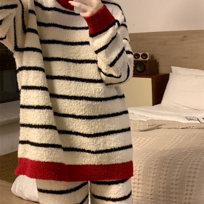 Red Collar Striped Suit 2024 Autumn and Winter Half Velvet Pajamas Women's Thickened Warm Polar Fleece Home Clothing Suit