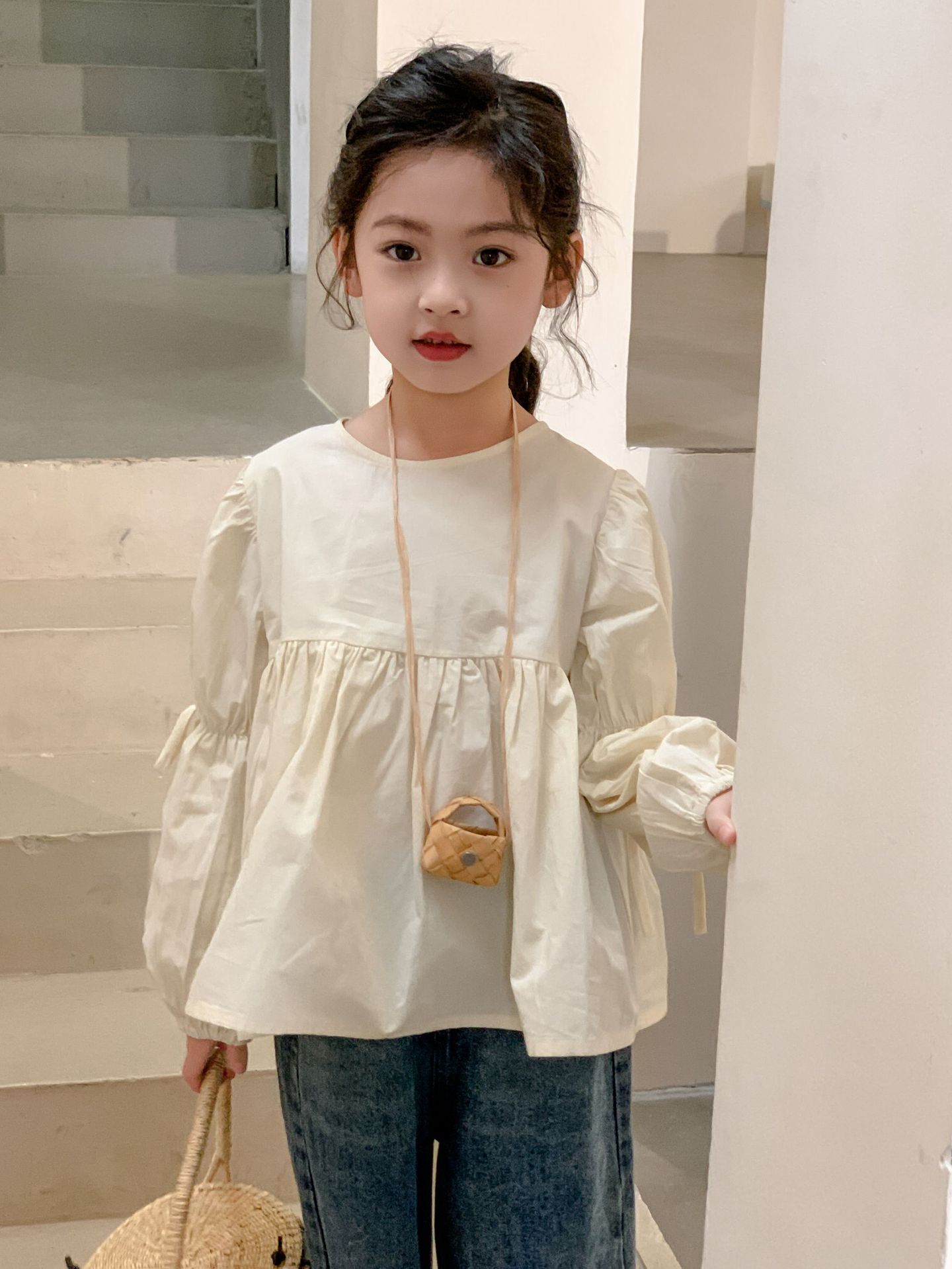 INS ropa para niños 2024 primavera niña lazo cinta camisa de manga larga de la muñeca media y grande niños niñas camisa de estilo coreano top