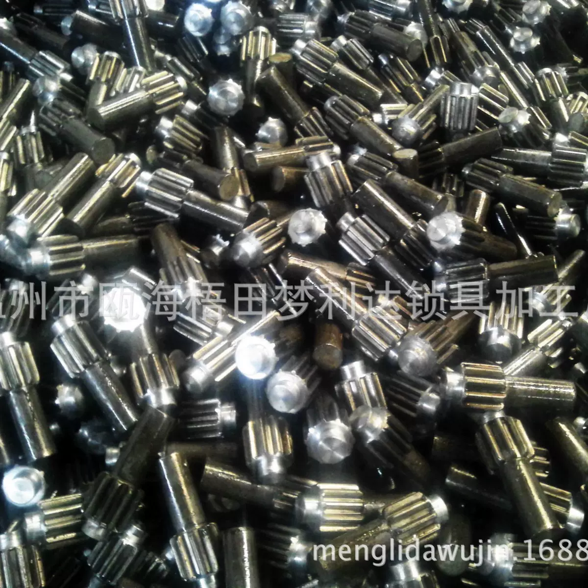 卷膜器齿轴 大型冷镦加工 大鹏卷膜器轴加工斗齿浙江梦利达否0212
