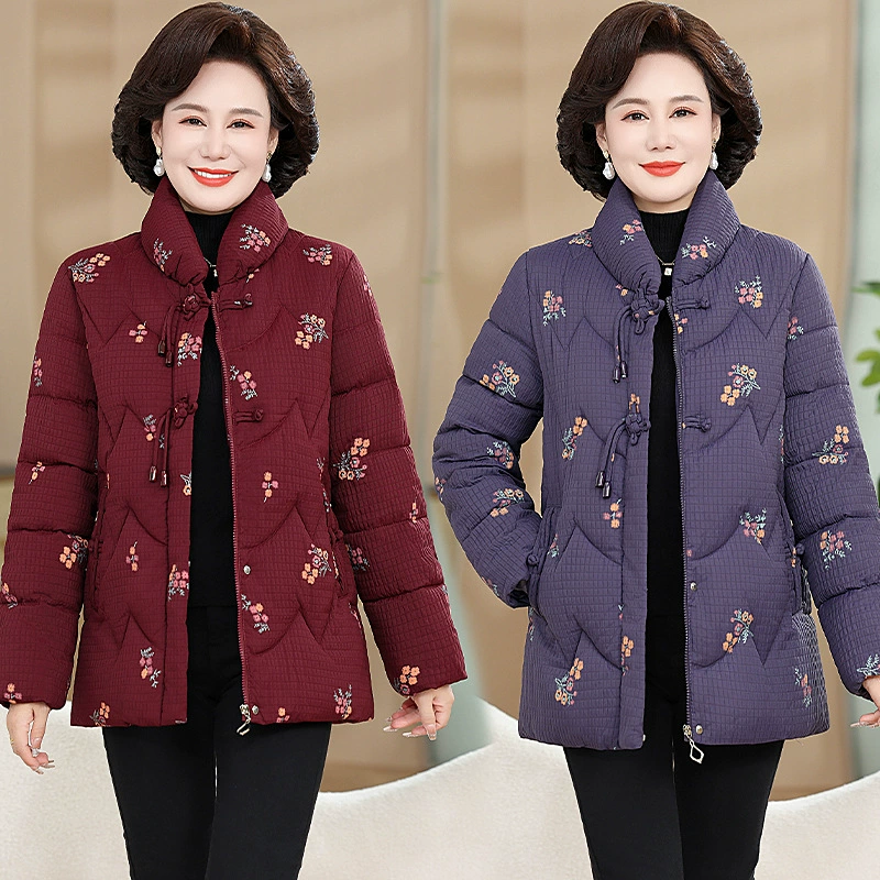 Зимняя одежда для мамы 2024 новые среднего и пожилого возраста модная вышитая теплая хлопчатобумажная куртка женская воротник