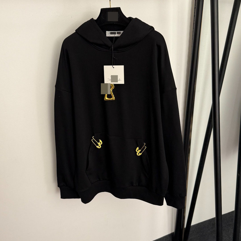 Shenzhen Nanyouhuo Classy Export Elegant Casual Warm Golden Keyhole Pin Decorative Long-Sleeved Hooded Sweatshirt