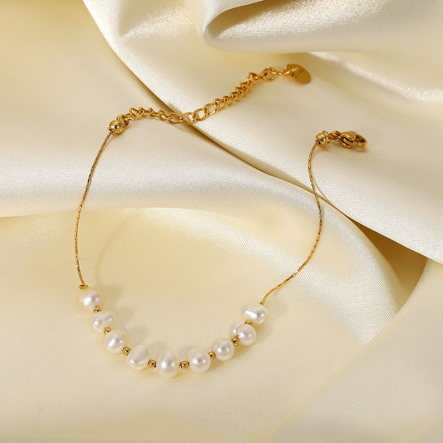 Bracelet De Chaîne En Or De Bijoux En Acier Inoxydable De Perle Géométrique Simple display picture 3