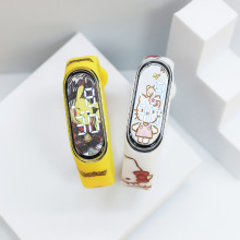 新款国潮小清新女孩印花彩屏LED电子手表创意触摸防水运动学生表