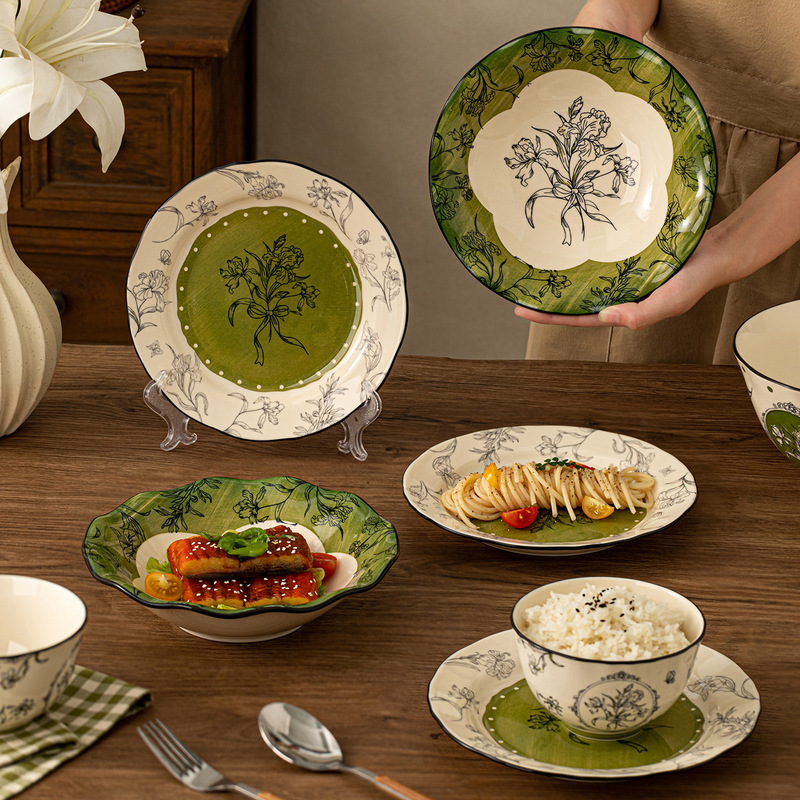 Rustic vintage light-luxury ceramic tableware set with underglaze decoration, home-use bowls and plates, housewarming gift