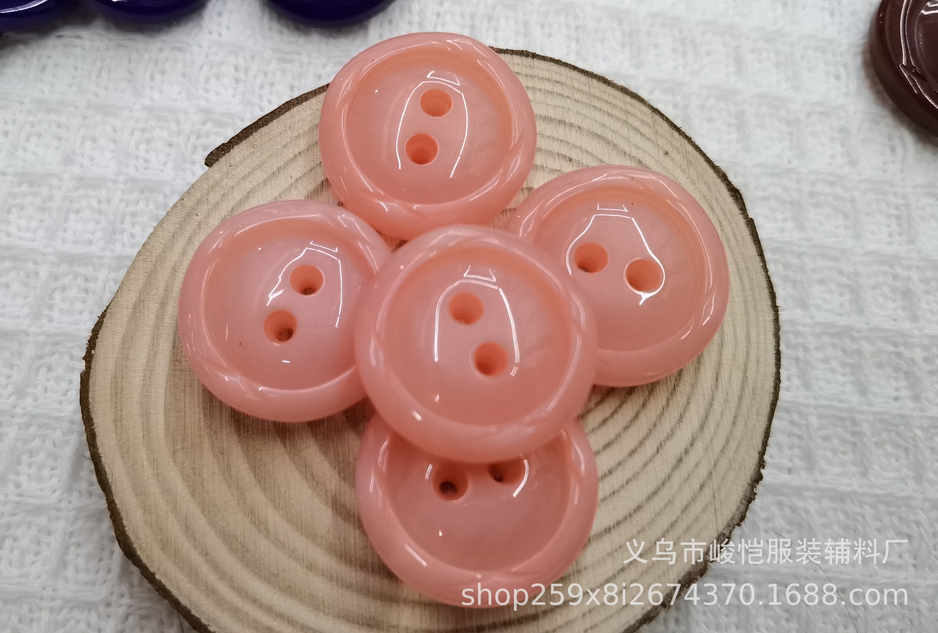 e3b8f698e5d540d79f1bad28f159f9