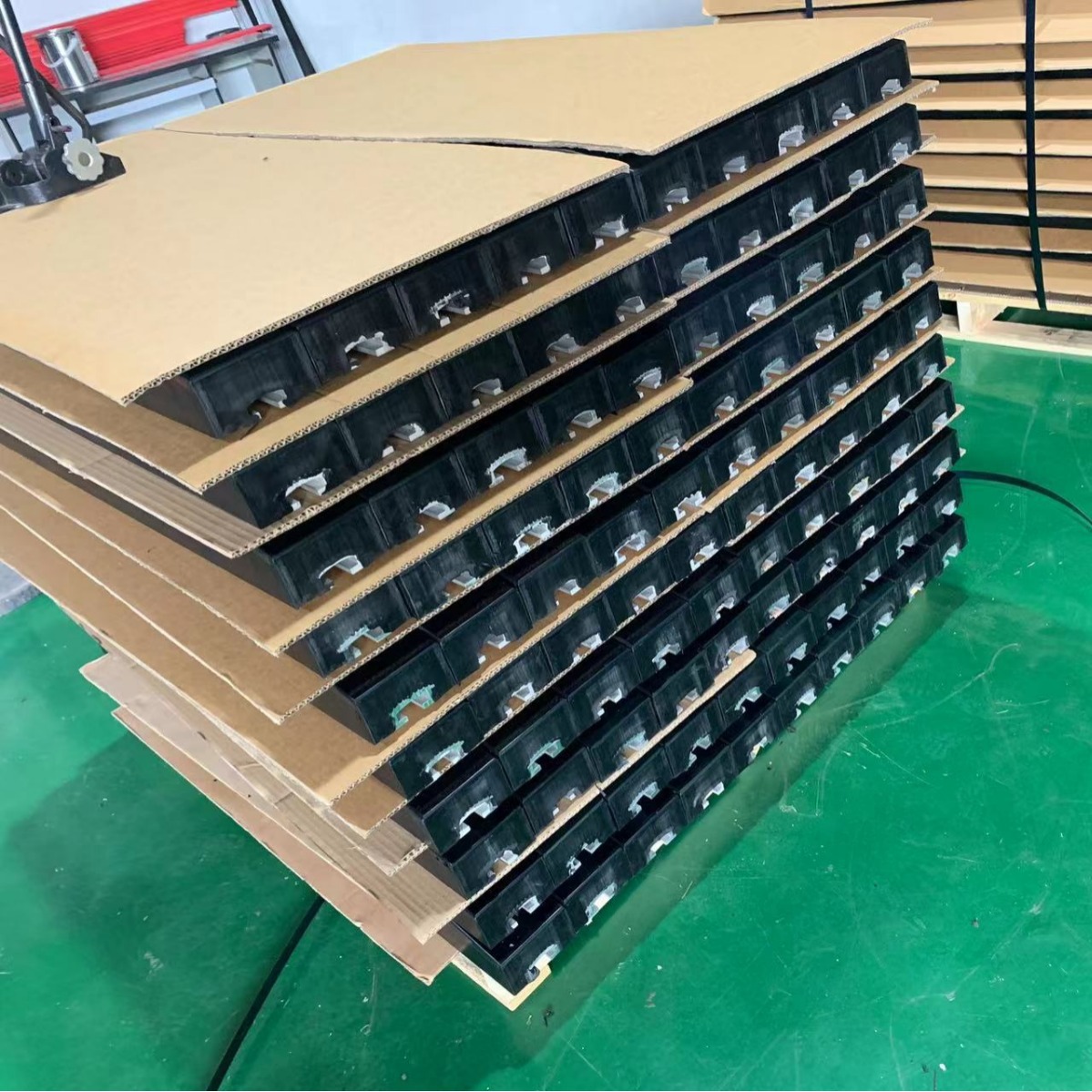 1600*100*75 矿用高分子缓冲条皮带机缓冲床防静电缓冲条皮带输送
