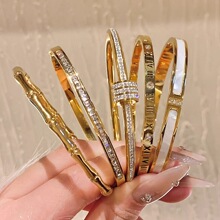 �Ѹ����� ��յ�Ʋ���ɫ��������� С�ڰٴ�����ݸ߼������ֻ�