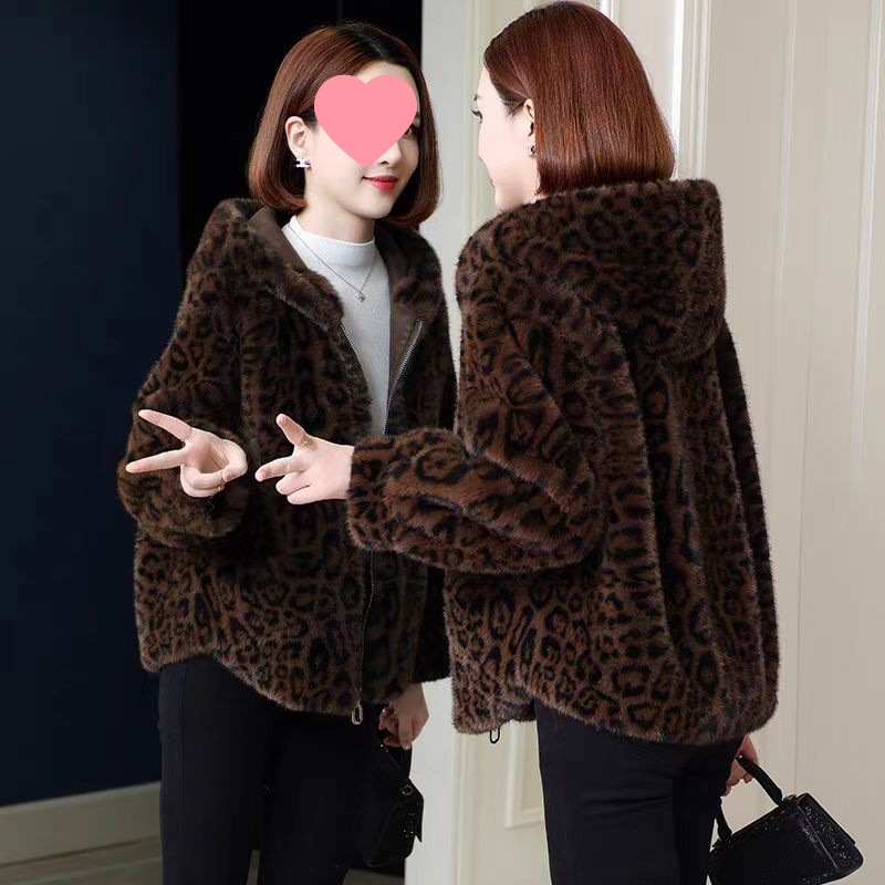 인터넷 인기 모조 모피 레오파드 무늬 재킷 짧은 후드 뉴 패션 모피 원 모조 밍크 양털 여성 의류