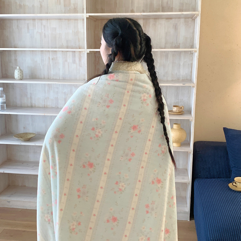 秋冬加厚牛奶绒毛毯双层休闲盖毯羊羔绒保暖办公室午休毯学生披肩|undefined