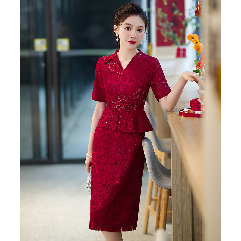 Elegant Mother-In-Law Cheongsam, High-End Mother's Wedding Dress, Banquet Attire, Plus-Size Red Wedding Dress, Spring Women's Dress