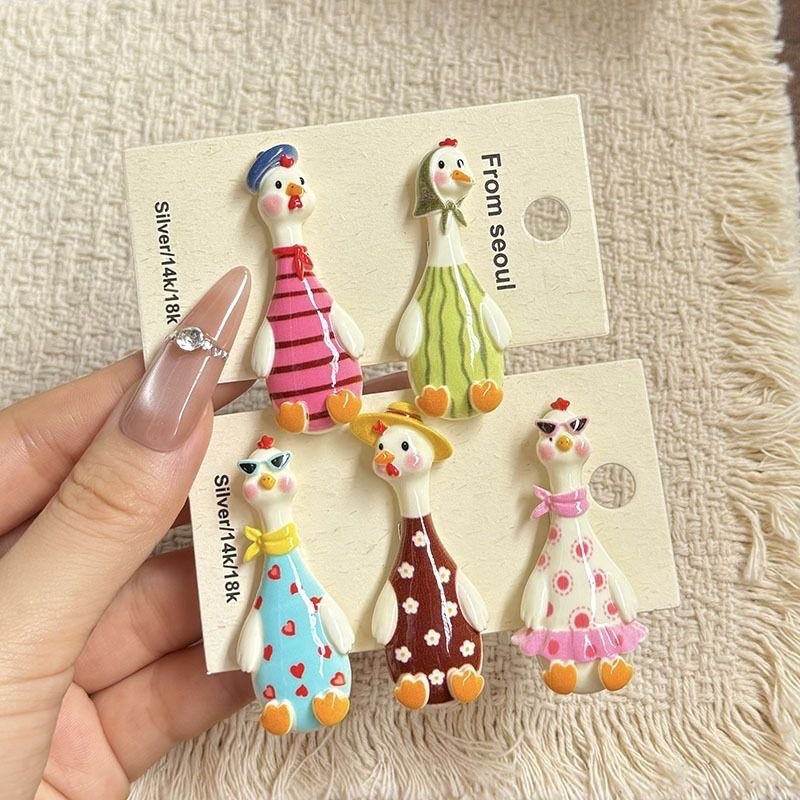 Cute and quirky goose-themed hair accessories, including funny bangs clips, hairpins, and forehead ornaments for girls