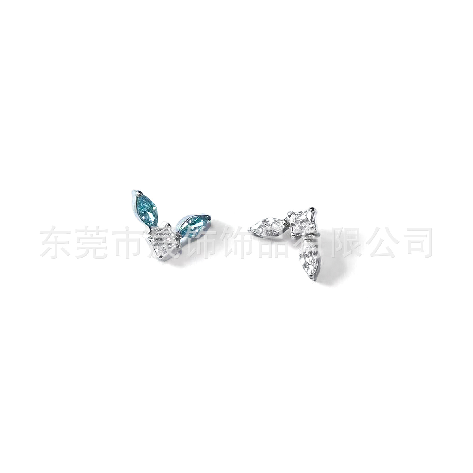 F136钛合金马眼方锆耳钉镶5A锆石耳骨钉G23钛内螺纹唇钉穿刺饰品