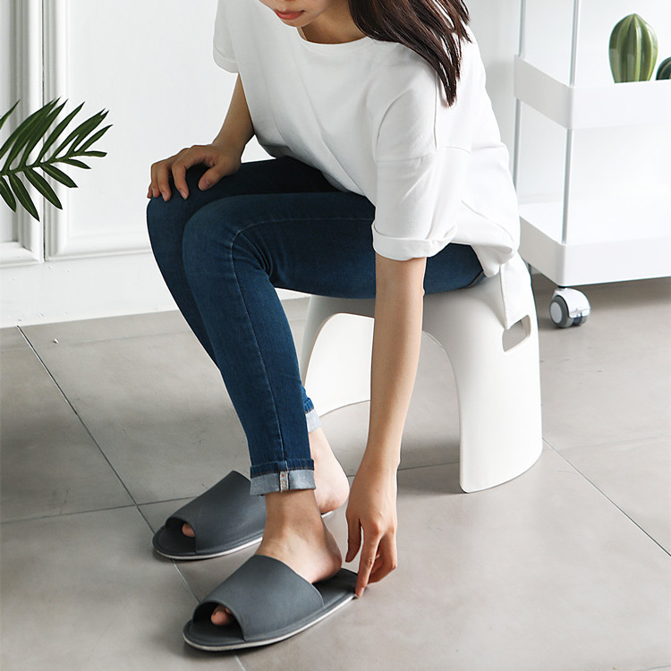 Japanese simple thickened shoe changing stool fashionable plastic bathroom stool household children's low stool square stool small bench step stool