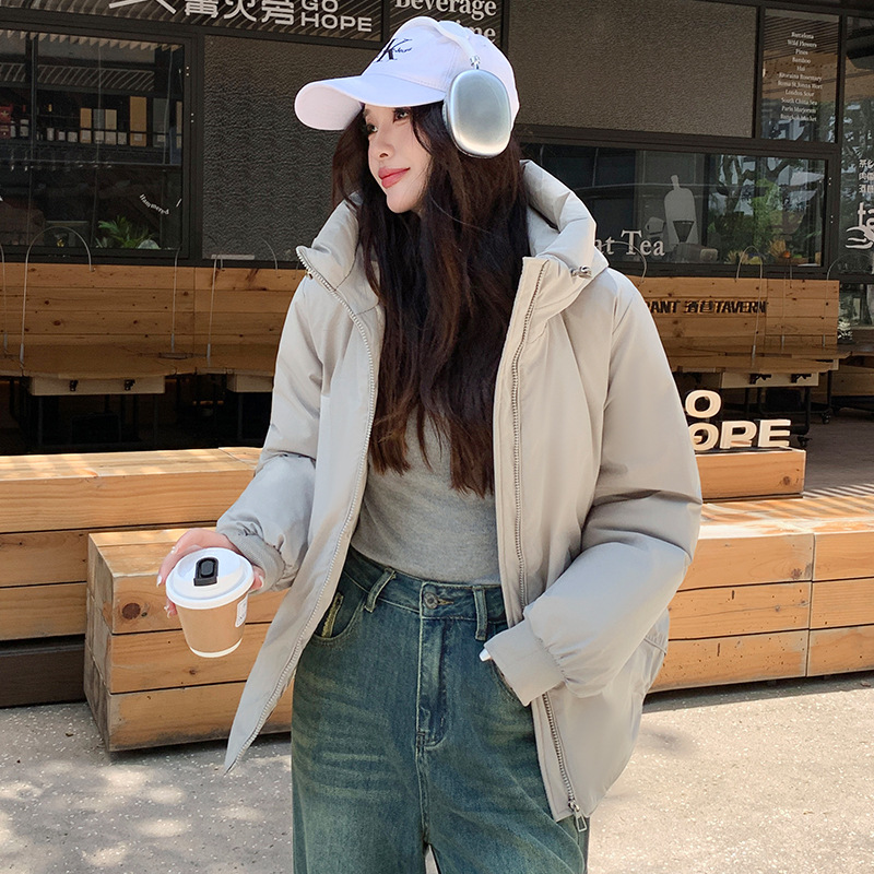 2025 otoño y invierno surcoreano Dongdamen nuevo temperamento de moda ropa de algodón de algodón de cuello vertical ropa de algodón de mujer abrigo corto