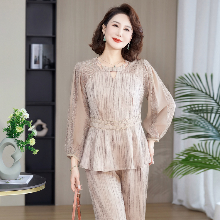 Young Mother's T-Shirt Straight Pants Two-Piece Summer New Fashion Casual Top Middle-Aged and Elderly Women's Suit