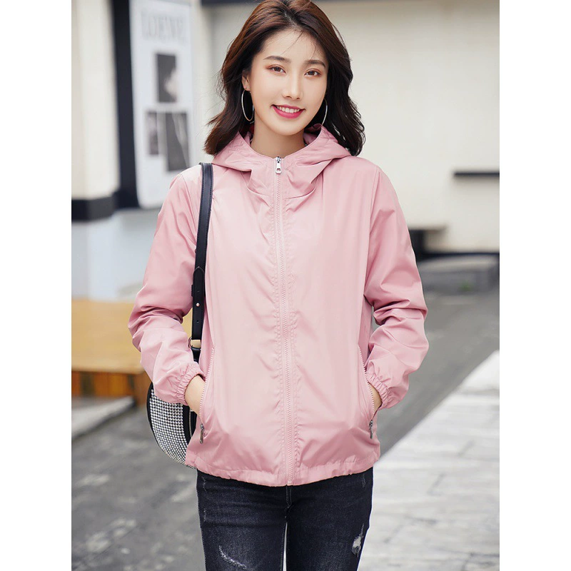 Весна и осень 2023 новый простой дикий тонкий пиджак женский сплошной цвет с капюшоном маленькая ветровка свободная версия куртки для волос