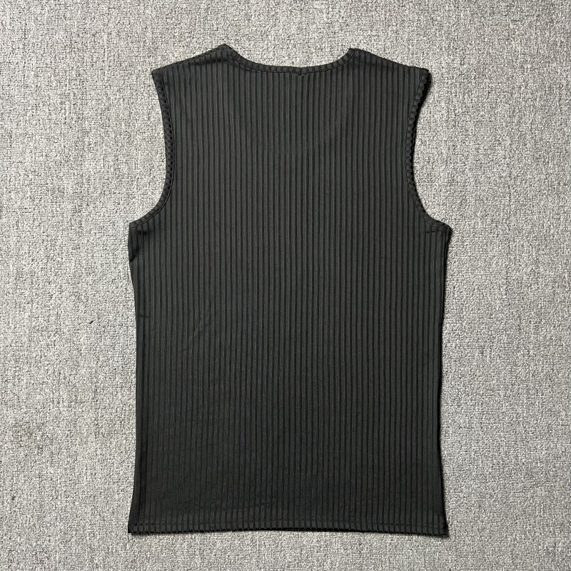 Men's Solid Color Simple Style Round Neck Sleeveless Regular Fit Men's Tops display picture 16