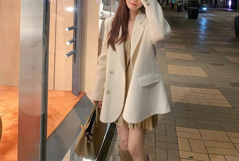 오트밀 색