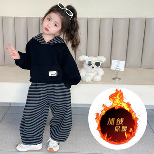 ��Сͯ�ӽq���b2025�¿����Ůͯ�l�y�l���Bñ�ɼ����ﶬ�b���⳱