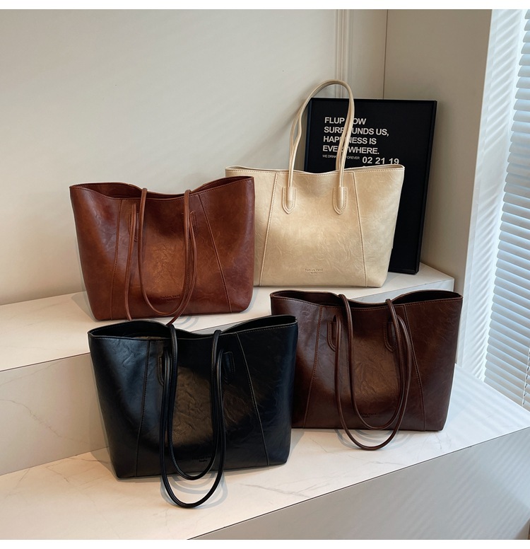 2024 niche design tote new high-end commuting women's large capacity shoulder bag trend_voghion.com