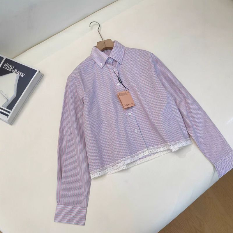 Light Luxury Autumn Style, Intellectual Style, Unique Lace Splicing Hem, Elegant and Generous Retro Style Long-Sleeved Striped Shirt