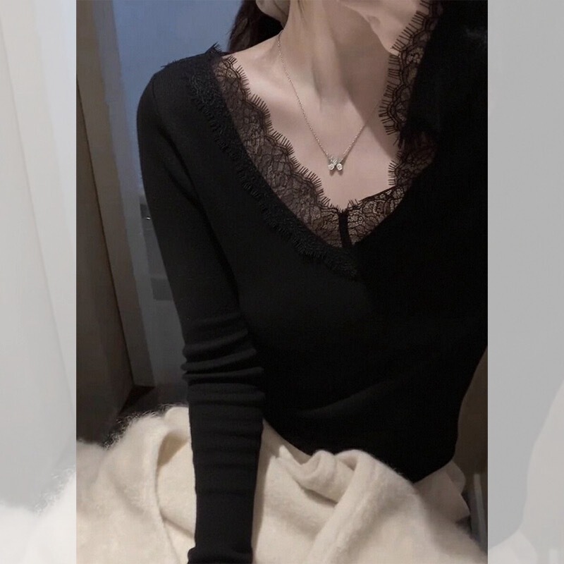 Korean Style Beautiful White Lace V Neck Knitted Bottoming Shirt for Women in Autumn and Winter Slim Short Sweater with Beautiful Top Inside