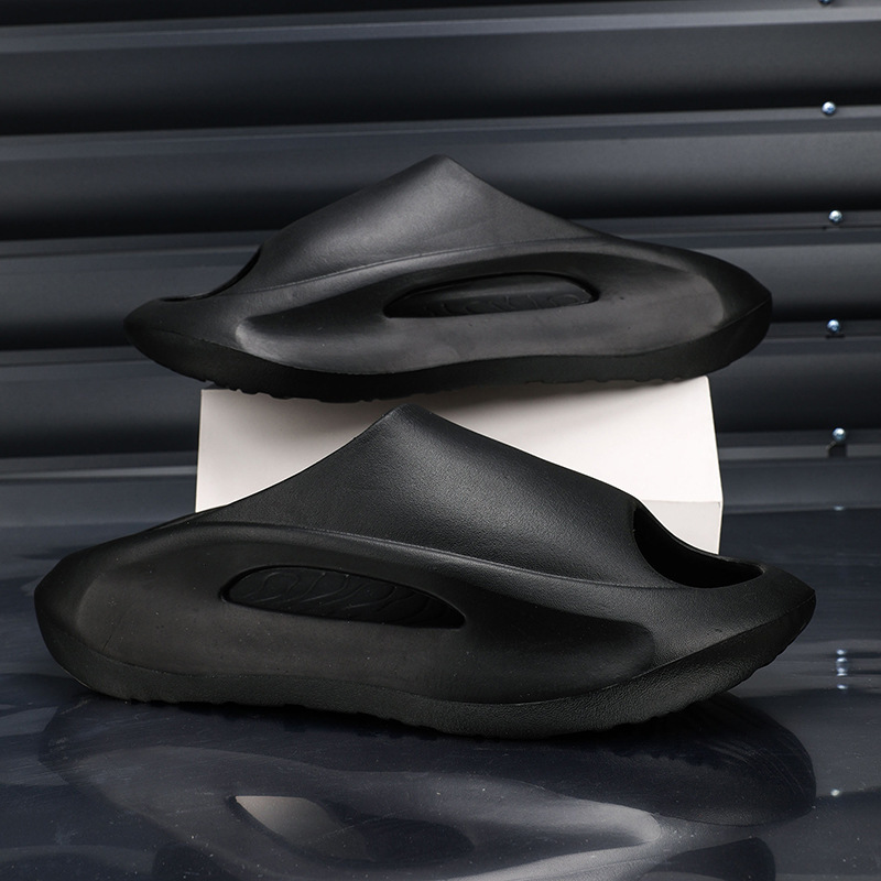 Pareja de mierda sensación de moda EVA zapatillas antideslizantes para hombres y mujeres zapatillas deportivas de playa suave