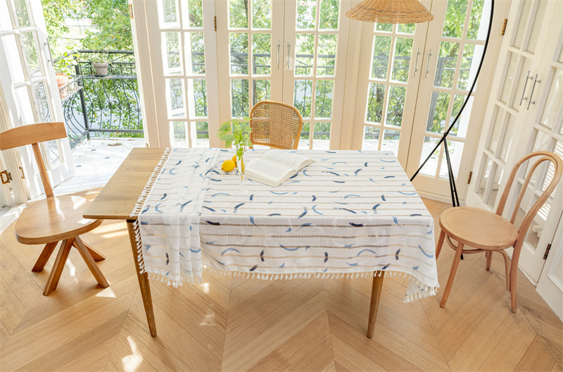 INS Rechteckige Tischdecke aus Vollpolyester, Jacquard-Druck, hohl, geometrisch gestreift, mit Quasten, für Couchtisch und Esstisch_voghion.com