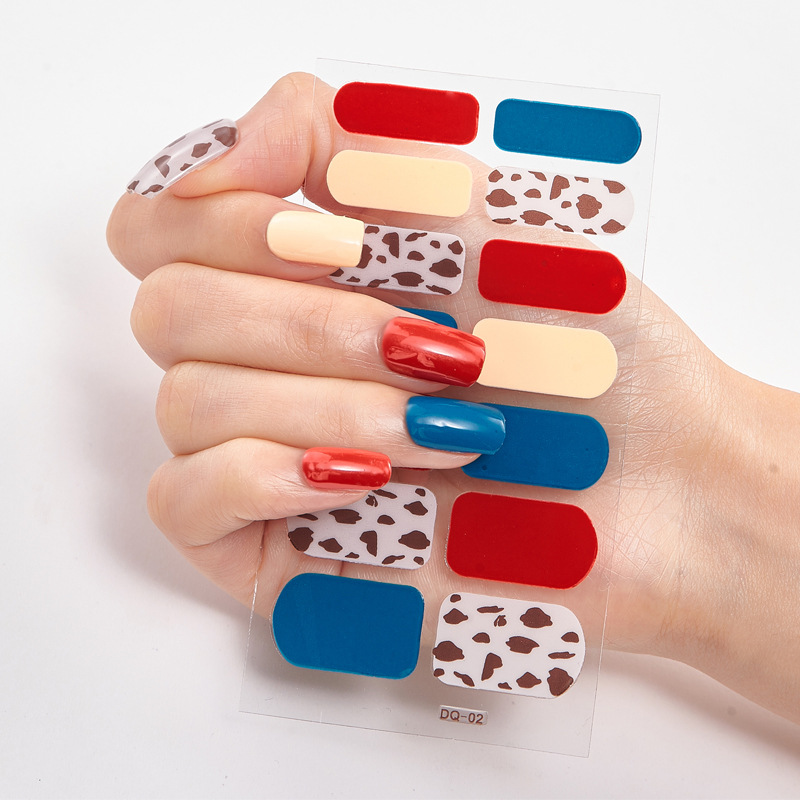 Venta al por mayor estampado de leopardo Spot Color impresión lindas pegatinas de uñas de fresa Fábrica de pegatinas de uñas de suministro transfronterizo de alta calidad en stock