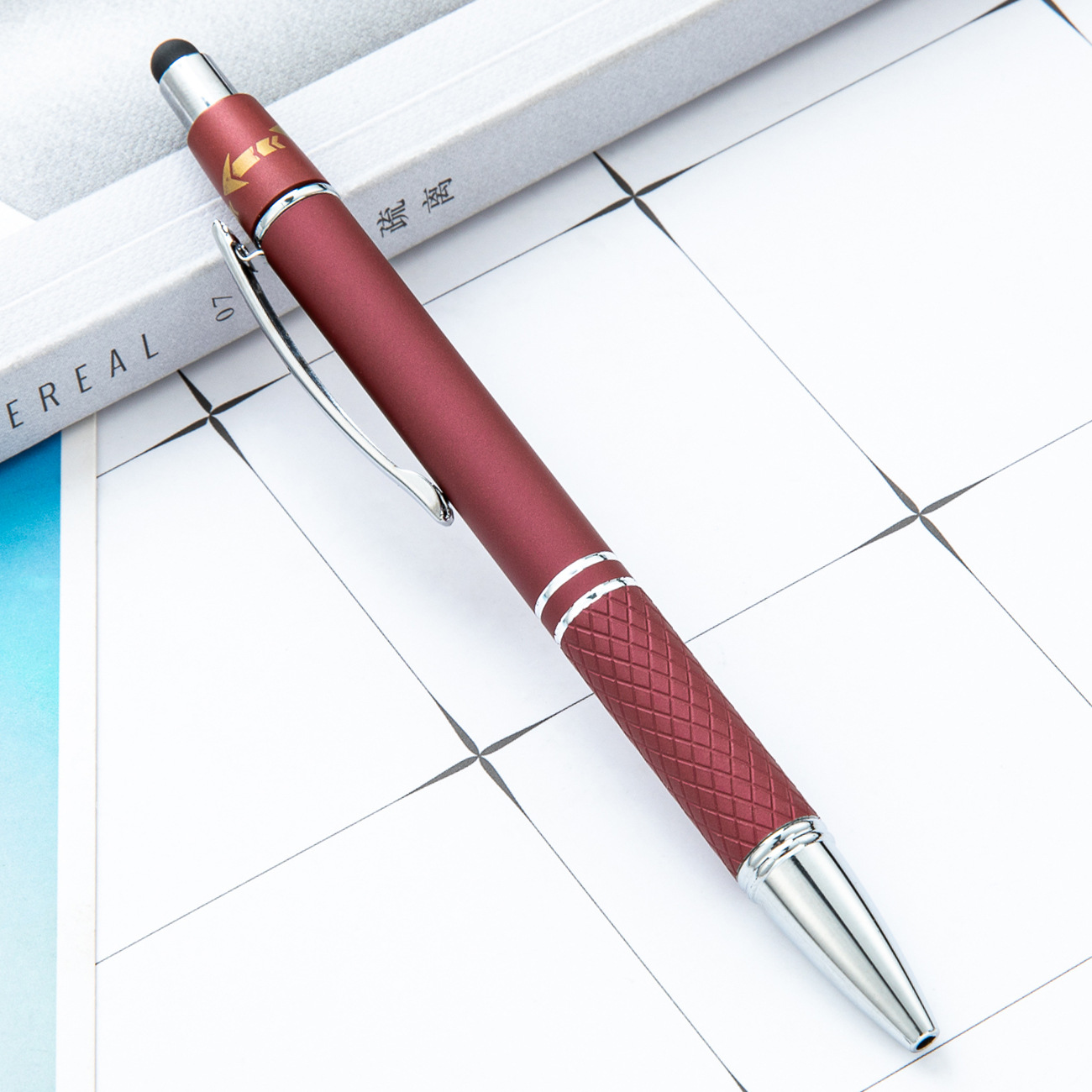 Presione bolígrafo de pantalla táctil para imprimir logotipo de los estudiantes para escribir regalos bolígrafo publicitario giratorio bolígrafo descompresor al por mayor