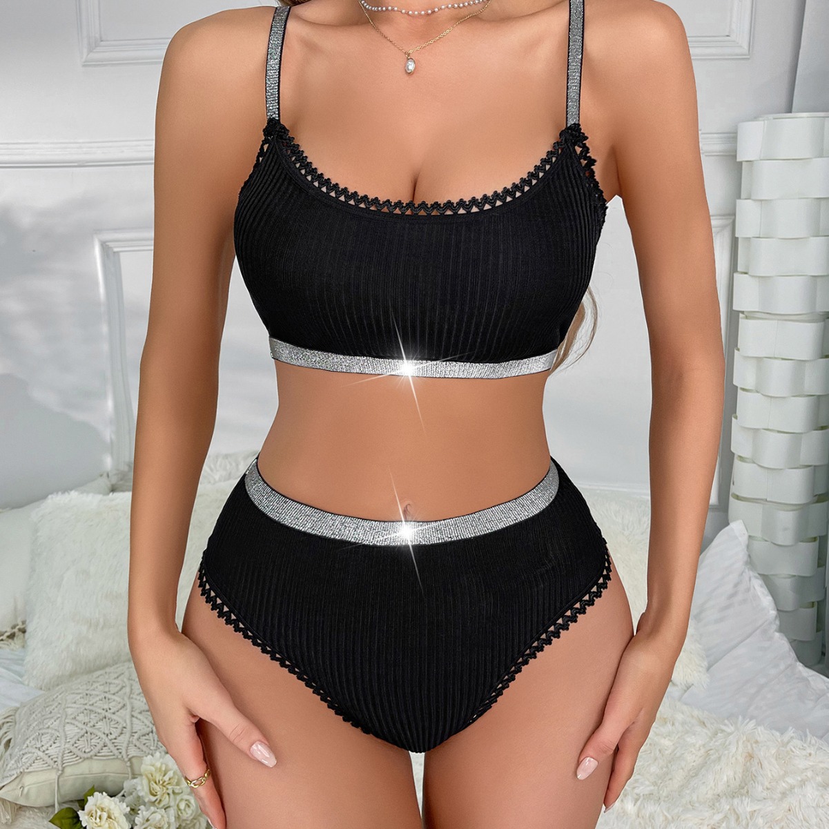 Sexy for women, comfortable seamless, with adjustable shoulder straps, bra and lingerie set_voghion.com