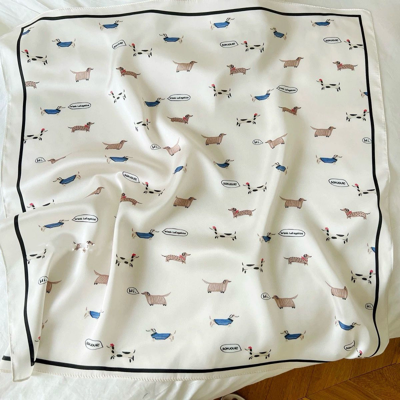 水玉模様の羊漫画犬小さな正方形タオル春と夏の新しいかわいいターバンラップ胸多用途韓国シルクスカーフ|undefined
