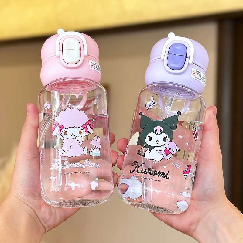 Sanrio tazas de agua para niños niñas lindas tazas de paja Kulomi tazas de plástico de gran capacidad especiales para estudiantes escolares