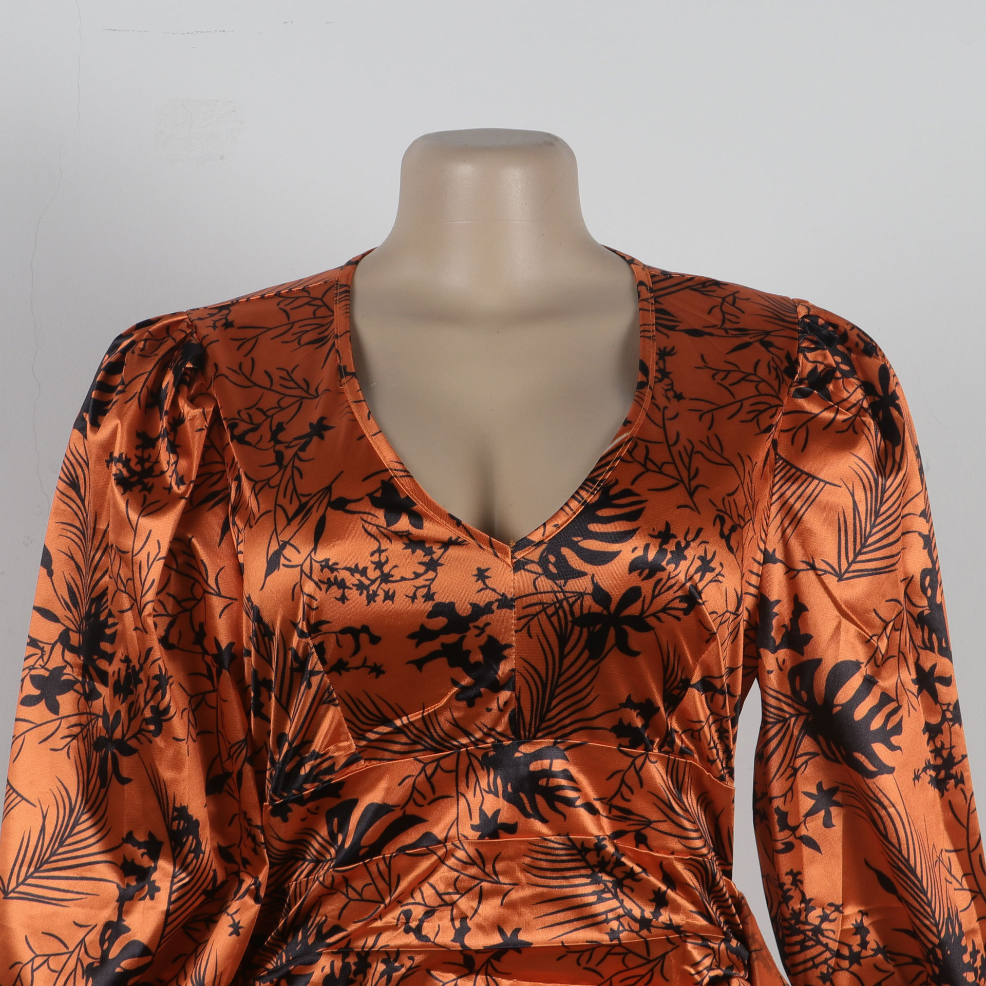 Women's Clothing Sexy Printed Ruffled Lantern Sleeve Hip Hugging Slim Fit Long Sleeve Dress_voghion.com