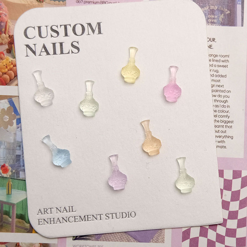 2024 new manicure accessories color embossed resin mini vase ins wind transparent flower arrangement vase ornament 2