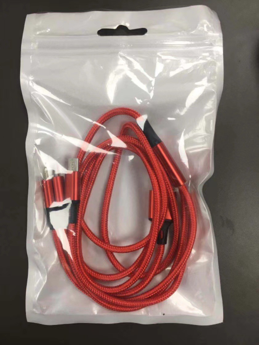 Nuevo producto promoción tipo-c gire un arrastre tres cable de datos tres en uno cable de carga PD un minuto tres coches cable de carga rápida